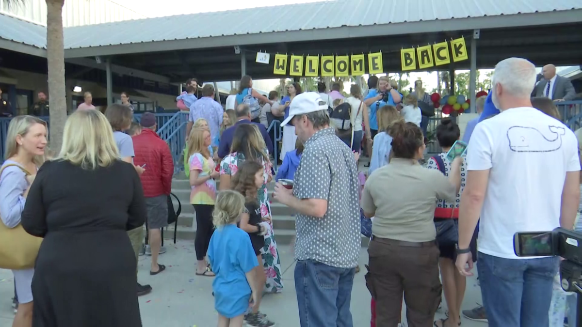 Sanibel School Reopens