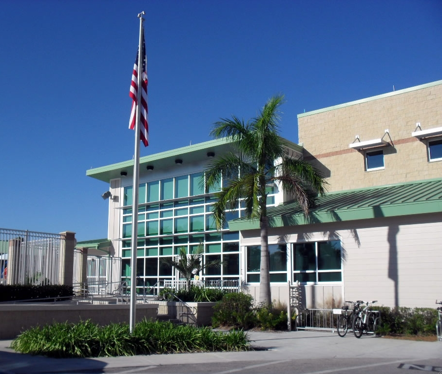 SANIBEL RECREATION CENTER